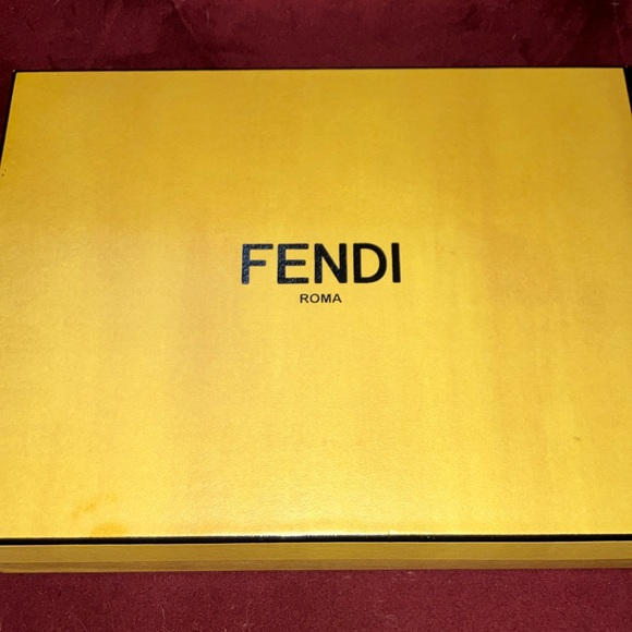 Fendi Monster EUC Full Inclusion Long Zip Around Wallet - Picture 15 of 16